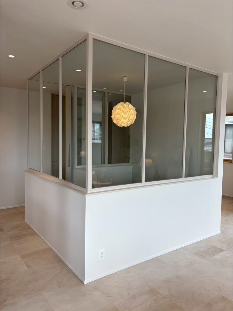 G.CRAFTのこだわり施工完璧と喜ばれた階段の造作パーテーション